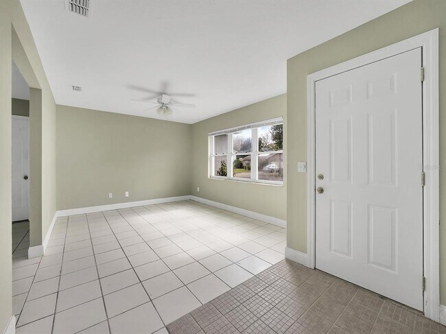 Building Photo - 7709 Pine Hollow Ct