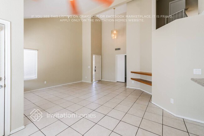 Building Photo - 10246 N 66th Ave