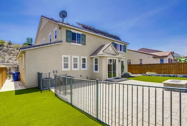 Foto del edificio - Beautiful Sky Ranch home with Spectacular Views!