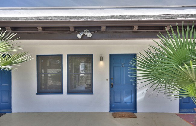 Foto del edificio - 1514 Eucalyptus Hill Rd