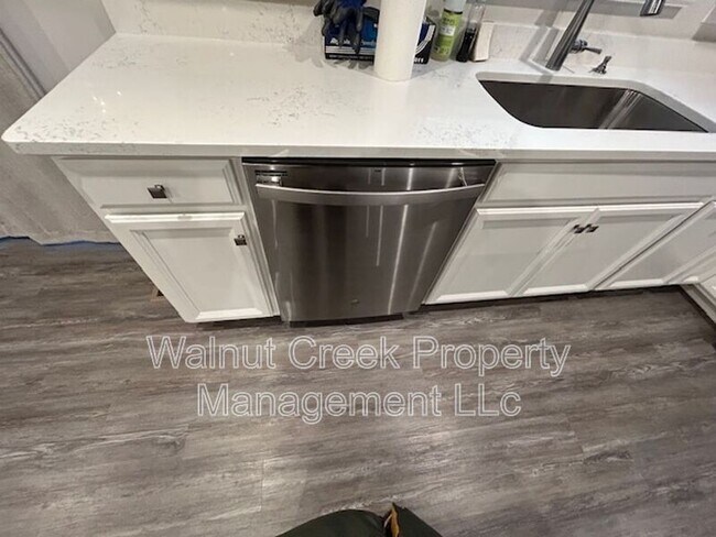 Foto del edificio - 309 Pebble Creek Ct