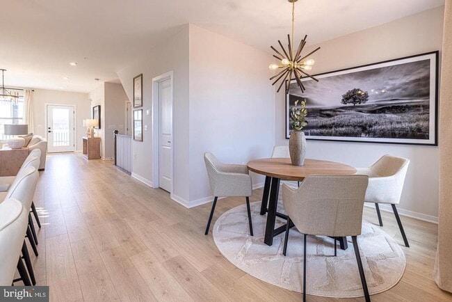 Building Photo - 20957 Bluebird Sq