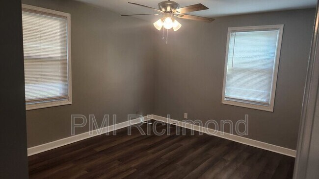 Foto del edificio - 3608 Harris Ave