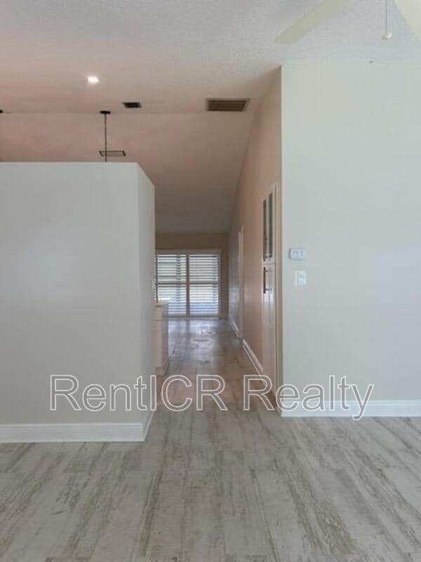 Building Photo - 1481 Heather Ridge Blvd