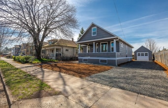 Building Photo - 5027 SE 70th Ave