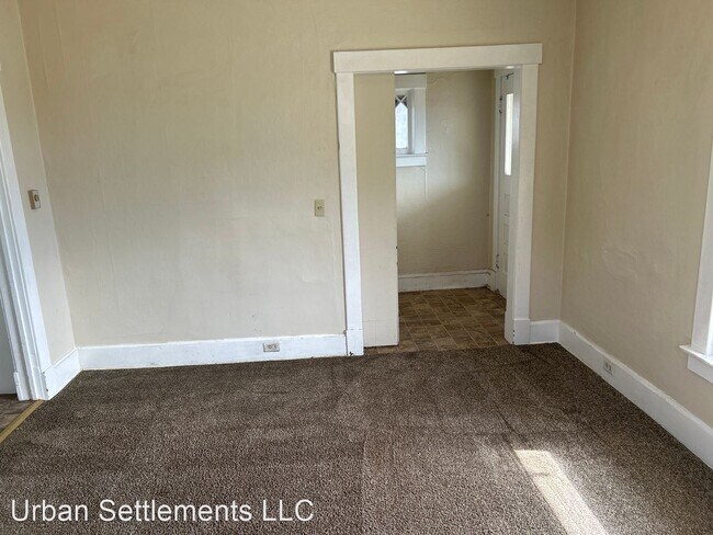 Foto del edificio - 2 br, 1 bath House - 313 E Euclid Ave