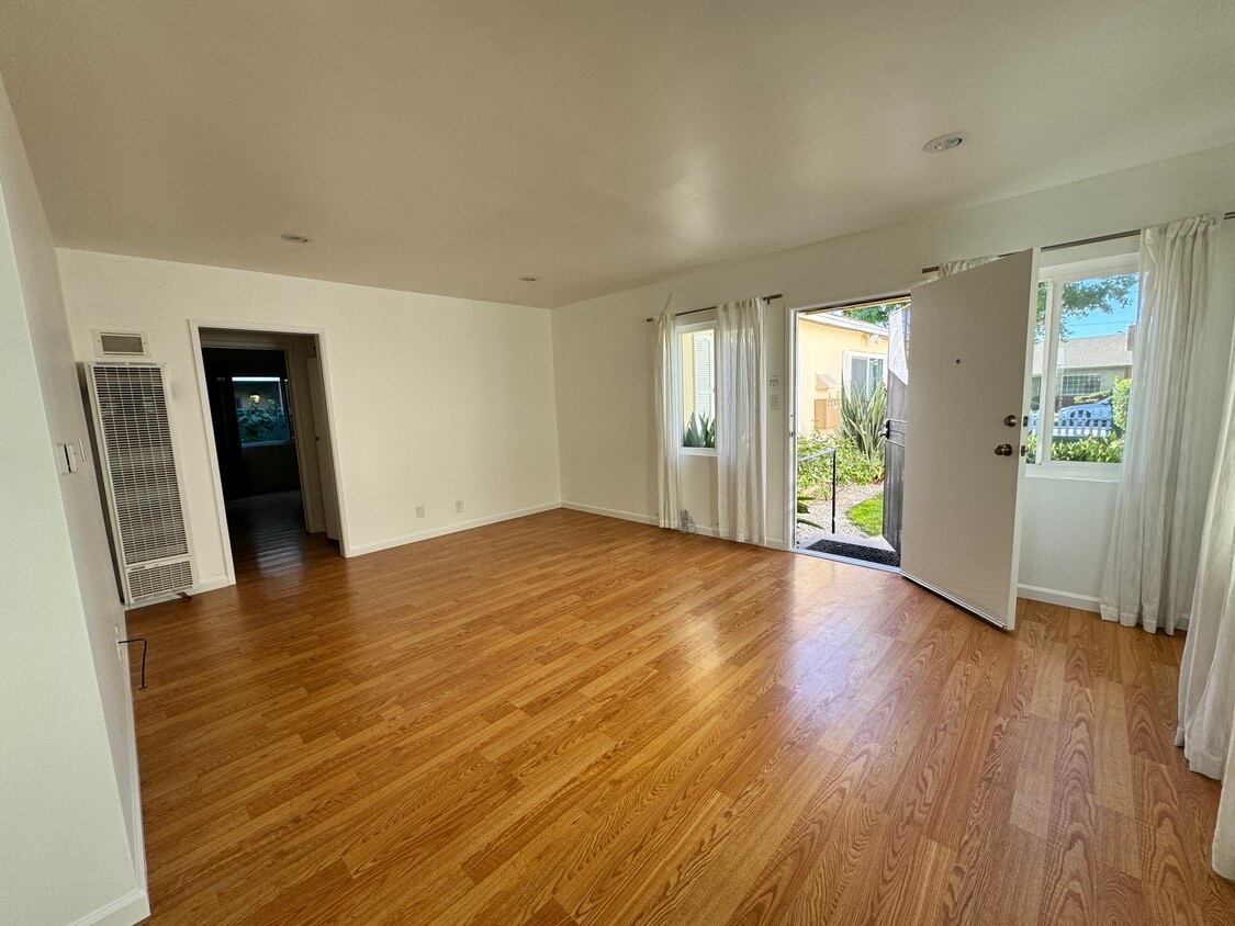 Living Room - 1935 18th St