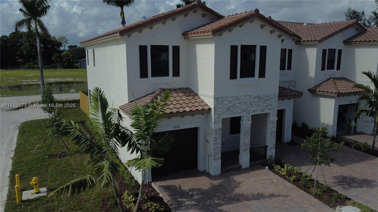 Building Photo - 24720 SW 119th Pl