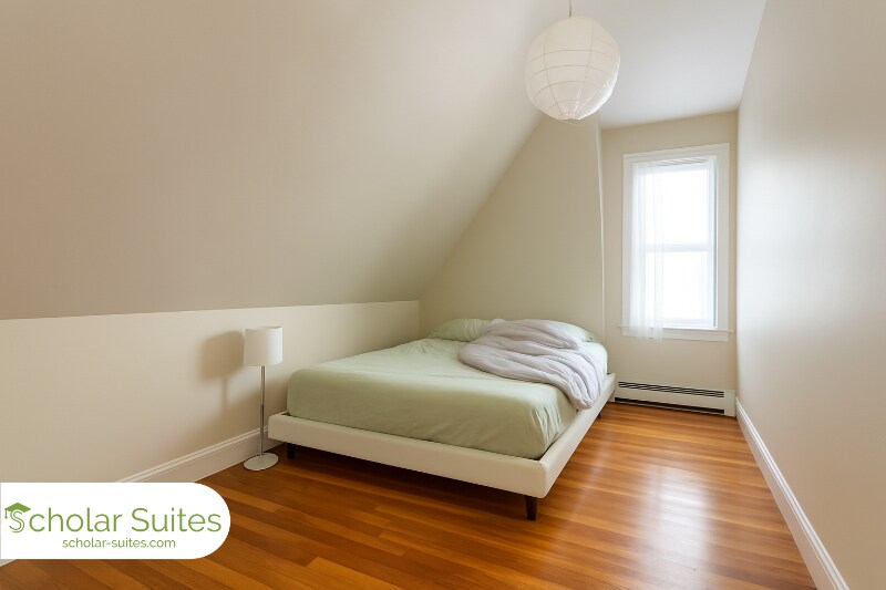 Foto principal - 18 Greylock Rd