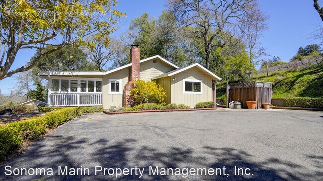 Building Photo - 2 br, 2.5 bath House - 9965 Bodega Hwy