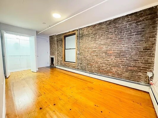 Building Photo - 535 Broadway