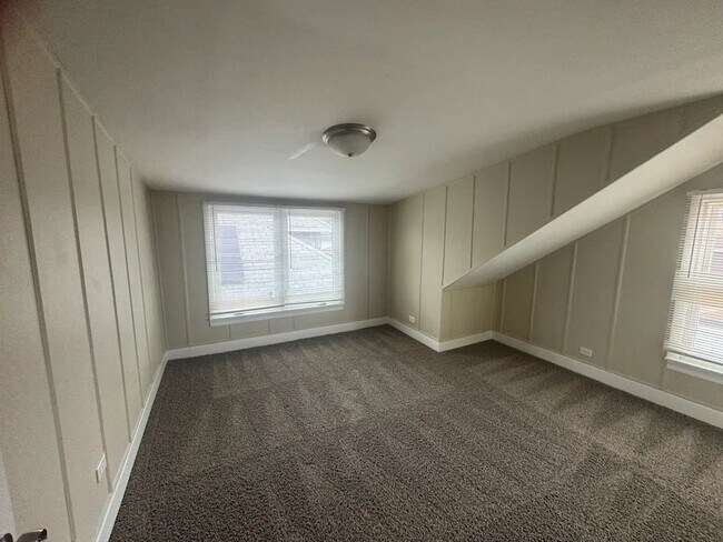 Foto del edificio - 6420 Fairfield Ave