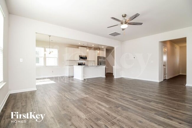 Building Photo - 300 Ashborne Ln