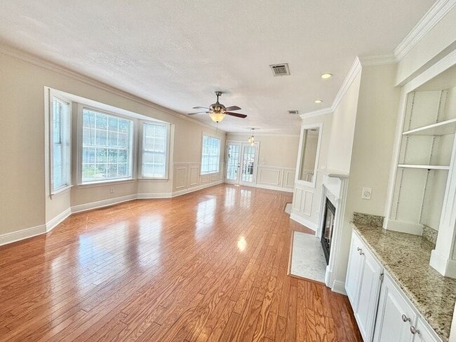 Foto del edificio - 10017 Foxrun Rd