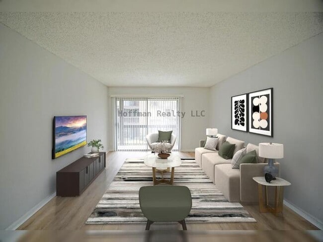 Foto del edificio - pacious 2-Bedroom Condo with Screened Balc...