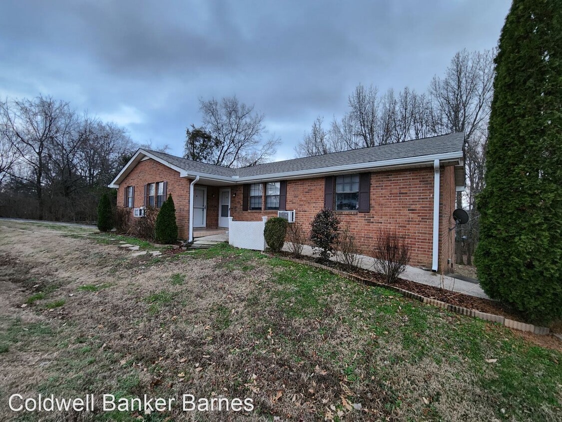 Primary Photo - 2 br, 1 bath House - 698 Frankfort Dr. Unit A