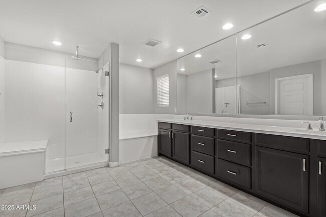 Foto del edificio - 2927 W Westland Rd