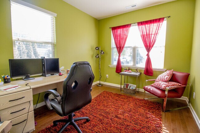 Foto del edificio - 208 Westgrove Ct