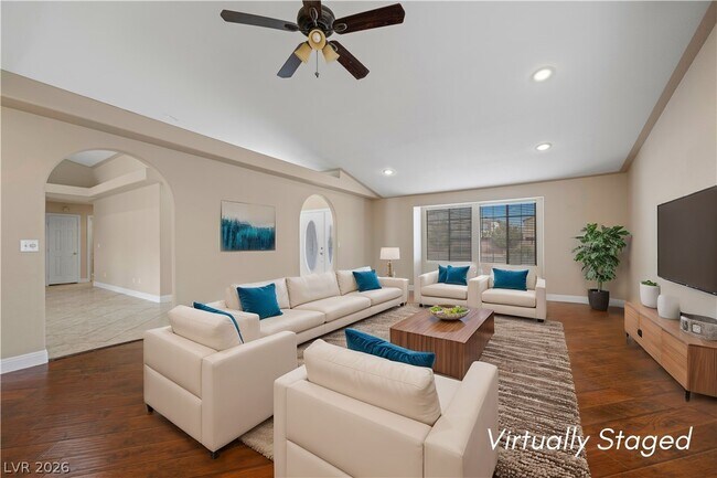 Foto del edificio - 8605 W Cougar Ave
