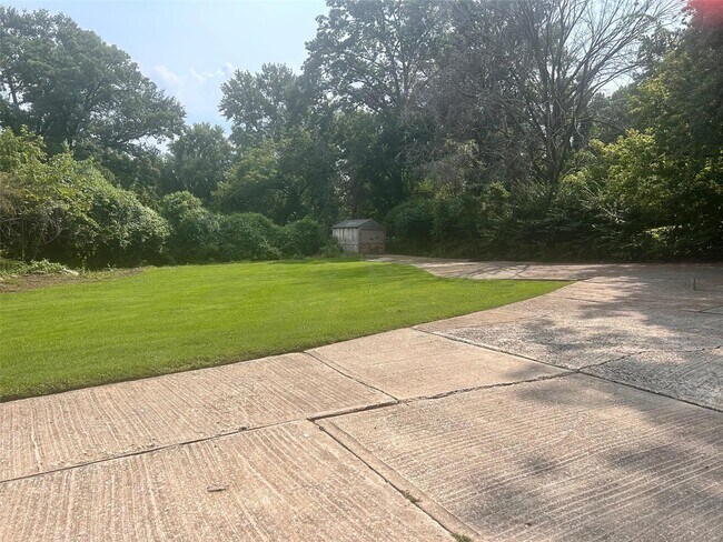 Foto del edificio - 10750 Lacklink Rd