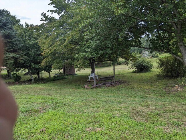 Building Photo - 1705 Brown Rd