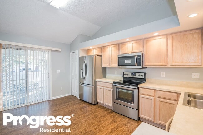 Foto del edificio - 10439 Brookwood Bluff Rd S