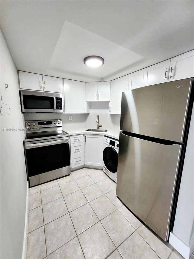 Foto del edificio - 335 SW 20th St
