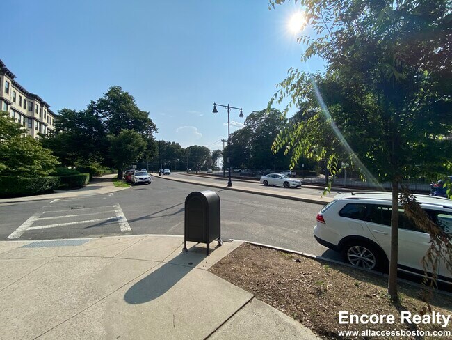 Foto del edificio - 1860 Commonwealth Ave