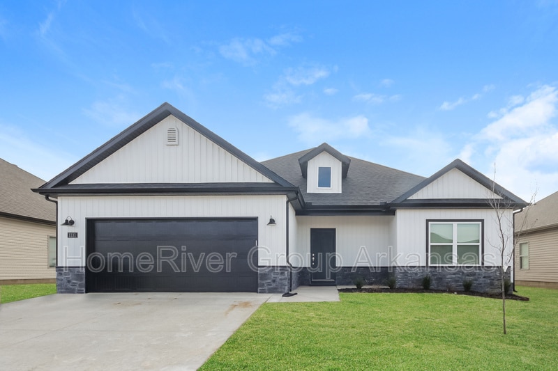 1131 Sunshine Ct, Centerton, AR 72719 House Rental in Centerton, AR