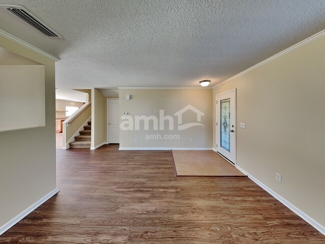 Building Photo - 325 Van Gogh Cir