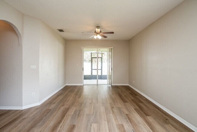 Foto del edificio - 1741 Mountclair Ct