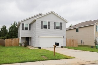 Building Photo - 2004 Napoleon St Building Photo - 2004 Napoleon St