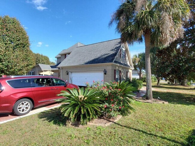 Foto del edificio - 620 Woodbine Ct