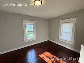 Building Photo - 719 Harrison Ave NW
