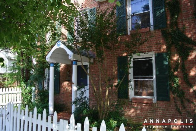 Building Photo - 8 jefferson place