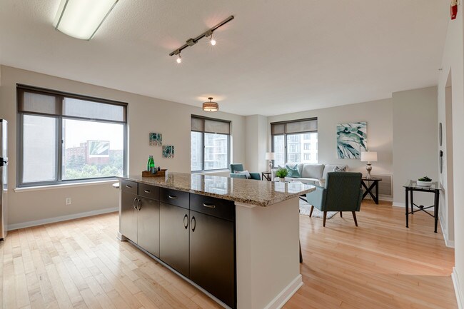 Building Photo - 475 K St NW