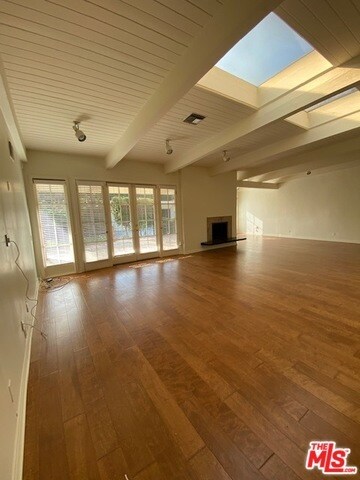 Building Photo - 513 Foothill Rd