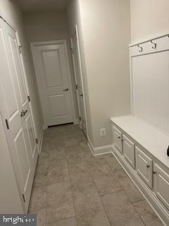 Foto del edificio - 10428 Steeplechase Run Ln
