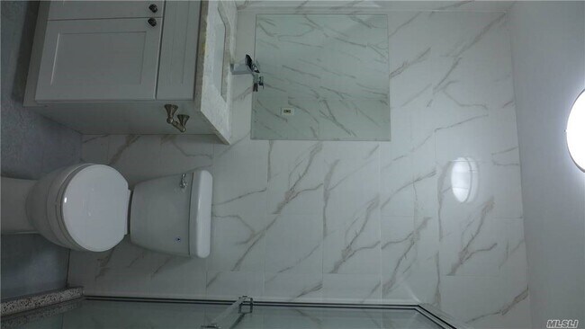 Building Photo - 46-11-4161 161 St