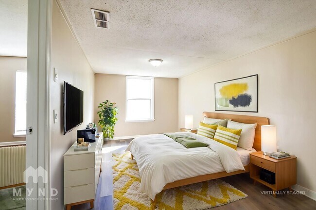 Foto del edificio - 2695 Shady Grove Dr
