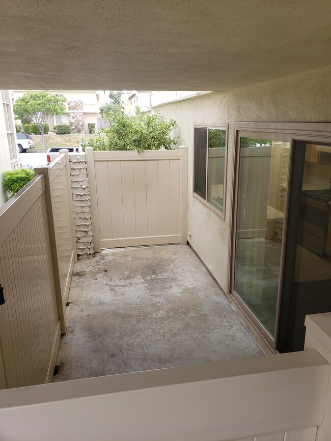 2930 W 235th St Unit 4, Torrance, CA 90505 2930 W 235th St Torrance