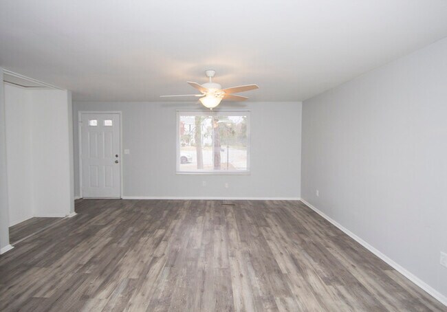 Foto del edificio - Charming 3 Bedroom 2 Bath Home