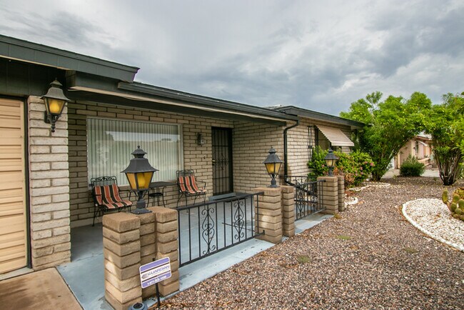 Building Photo - 55 + Community in Mesa!! 2 beds 2 bath wit...