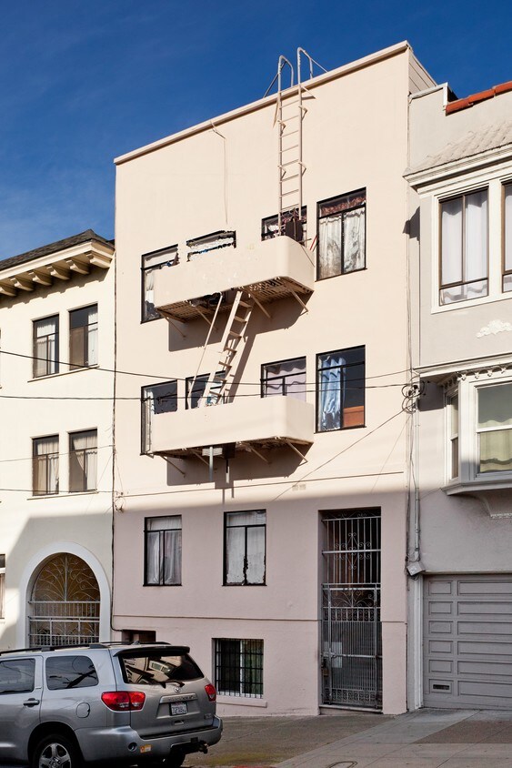 Building Photo - 1520 Leavenworth St