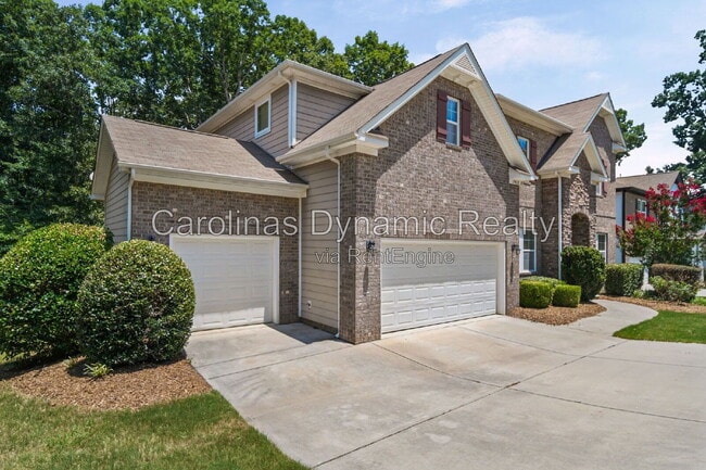 Building Photo - 1912 Madeira Cir