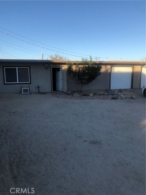 Foto del edificio - 6670 Pine Ave