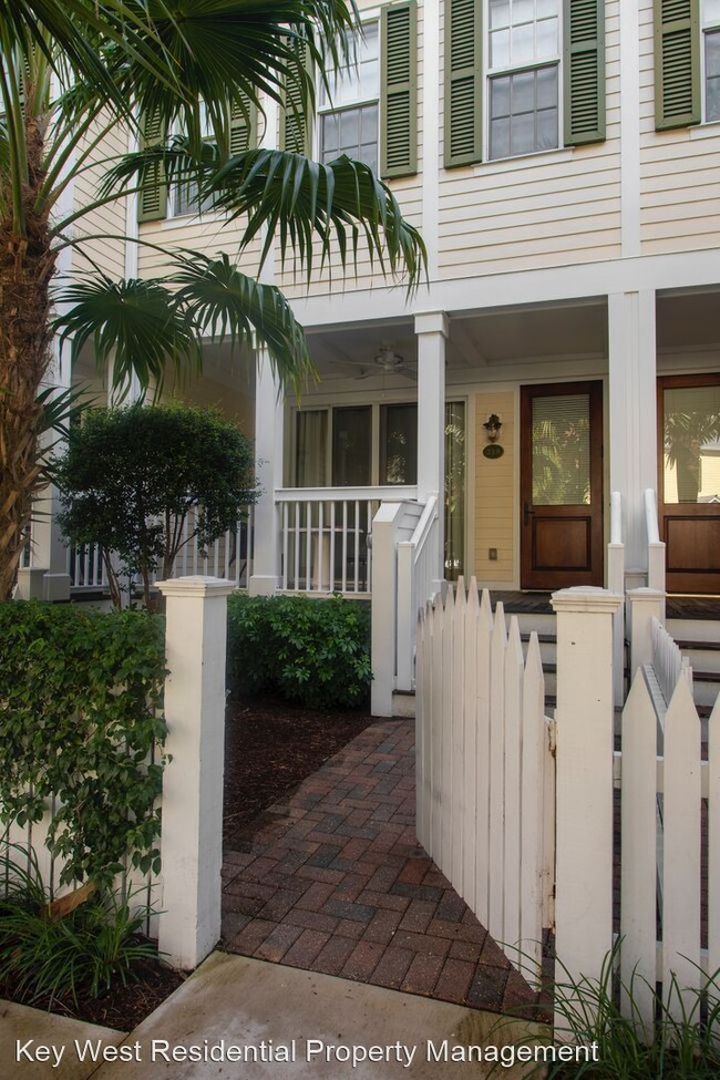 Foto del edificio - 2 br, 2.5 bath House - 218 Front Street
