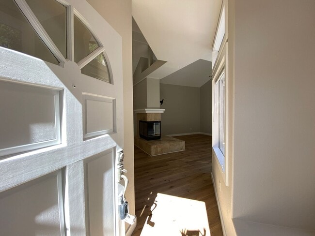 Foto del edificio - Beautiful 2 Bed/2 Bath Shadowridge Home