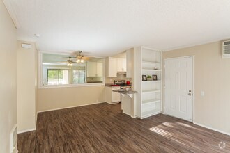 1 BR, 1 BA - 618 SF - Park Bonita