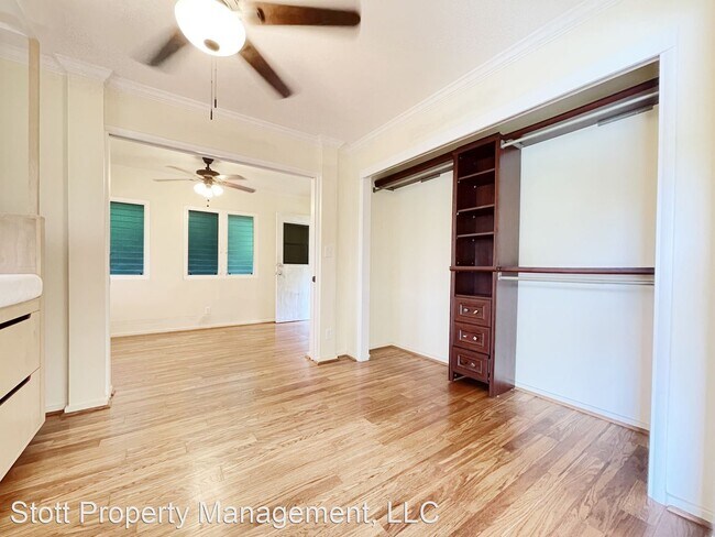 Building Photo - 1 br, 1 bath House - 2428 Narcissus Street